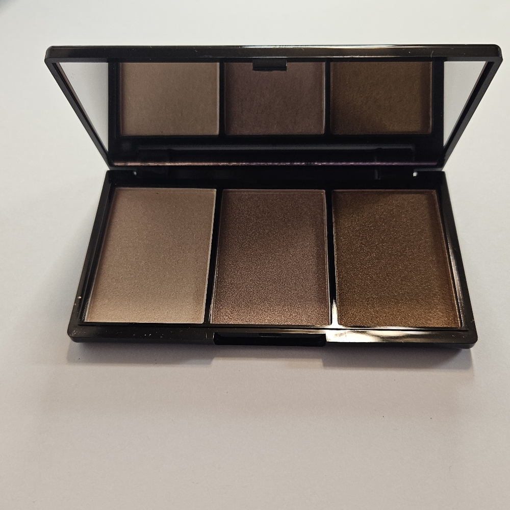 K Voss Highlighter Palette - Picture 3 of 4